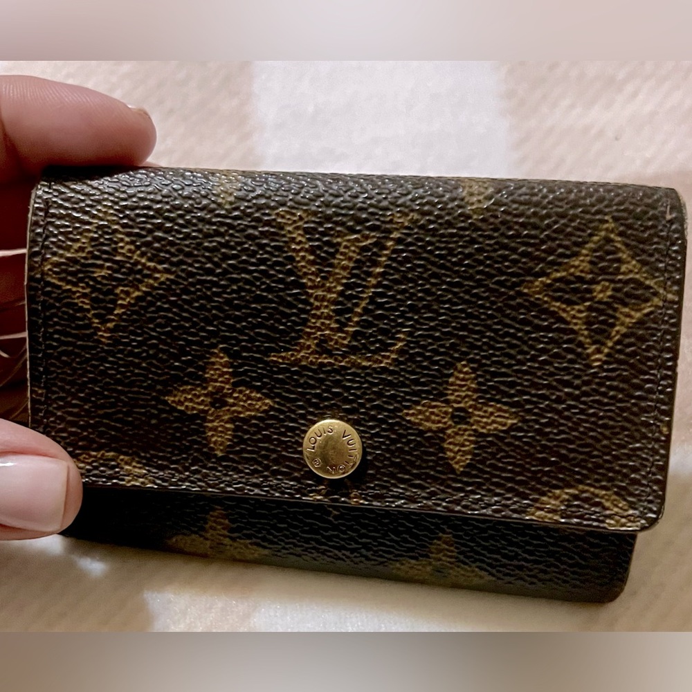 Vintage Luxury Genuine Designer LOUIS VUITTON 6 Key Holder Wallet Trifold